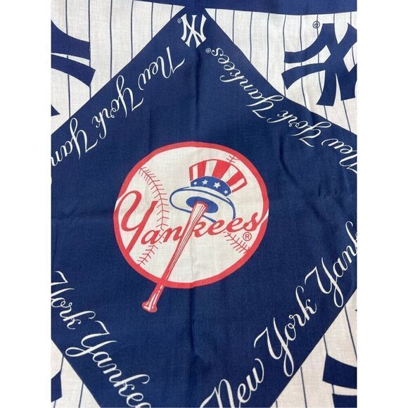 Vintage NY Yankees Bandanna Baseball - Picture 6 of 7